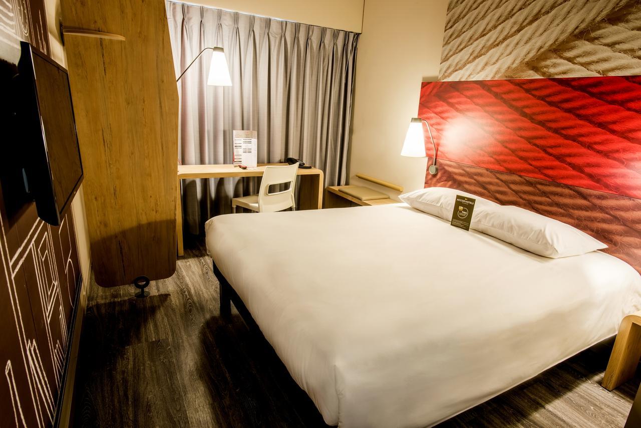 Hotel Ibis Cali Granada Buitenkant foto